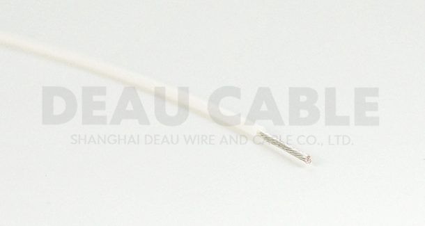 特點/用途：具有優良的耐腐蝕性能，抗油、強酸、抗強堿、強氧化劑等；具有優良的電絕緣性能、耐高電壓、高頻損耗小、不吸潮、絕緣電阻大；具有優良的耐燃、耐老化性能、使用壽命長。電子行業中，可用于溫度補償導線，耐低溫導線，高溫加熱導線，耐老化電線及阻燃電線；家用電器行業中，可用于空調機，微波爐，電子消毒柜，電飯堡，電子熱水瓶，電暖器，電烤箱，電炒鍋，燈具燈飾等的內部布線。